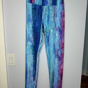Debbie Dannheisser Feminine Spirit high waist leggings. Woman’s size M. Like new